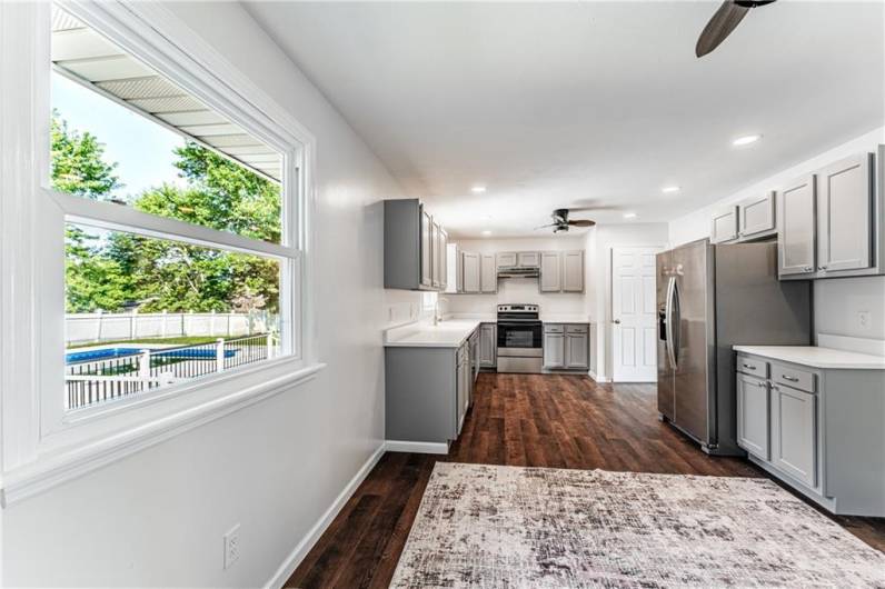 527 South Market Street, 15320, PA 15320, 3 Bedrooms Bedrooms, ,2.2 BathroomsBathrooms,Residential,For Sale,South Market Street,0,1711177