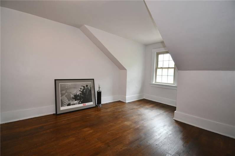 2464 - fourth bedroom that's on the third floor