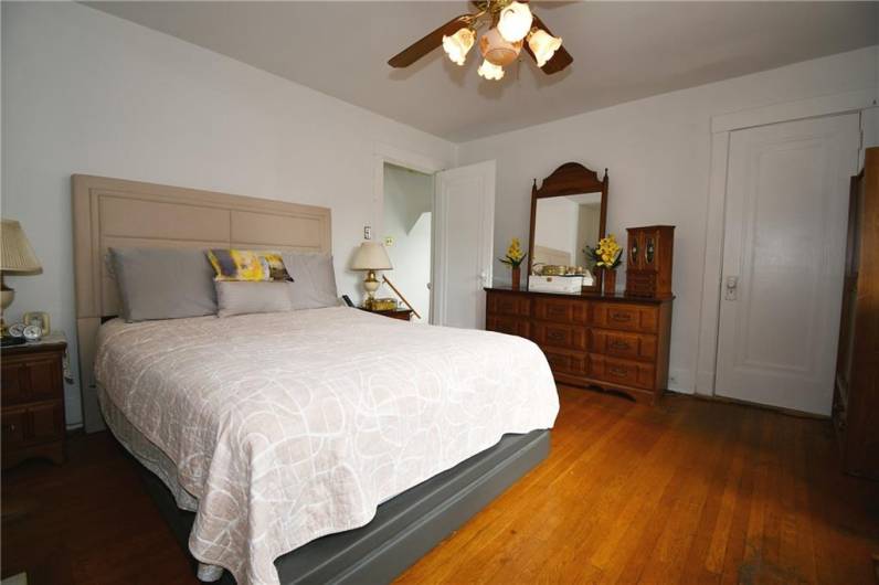 2464-Main Bedroom with generous size