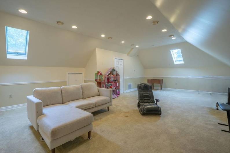 3rd floor flex space