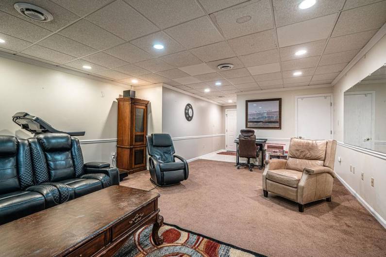 Basement recreation room