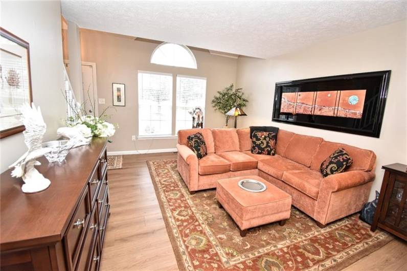 121 Sedeca Dr, Canonsburg, PA 15317, 3 Bedrooms Bedrooms, 8 Rooms Rooms,2 BathroomsBathrooms,Residential,For Sale,Sedeca Dr,1711221