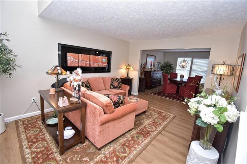 121 Sedeca Dr, Canonsburg, PA 15317, 3 Bedrooms Bedrooms, 8 Rooms Rooms,2 BathroomsBathrooms,Residential,For Sale,Sedeca Dr,1711221