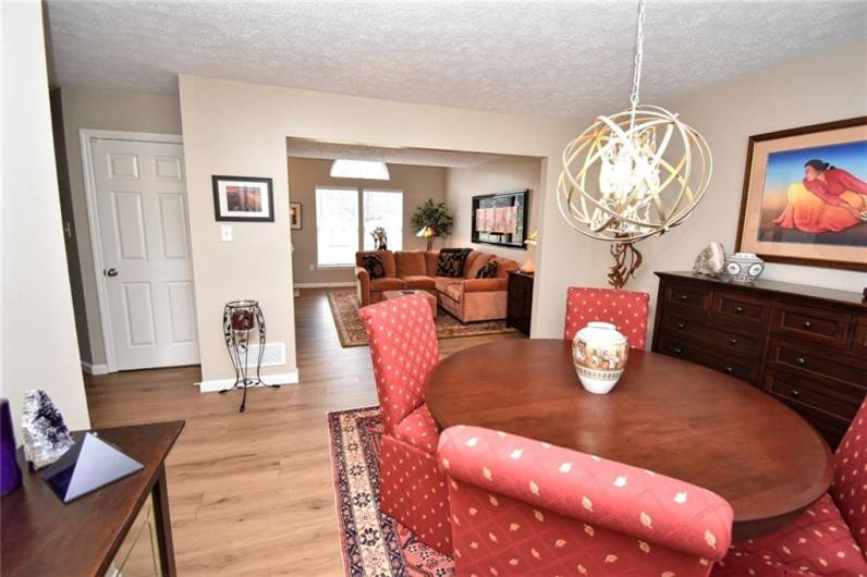 121 Sedeca Dr, Canonsburg, PA 15317, 3 Bedrooms Bedrooms, 8 Rooms Rooms,2 BathroomsBathrooms,Residential,For Sale,Sedeca Dr,1711221