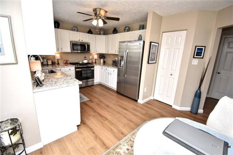 121 Sedeca Dr, Canonsburg, PA 15317, 3 Bedrooms Bedrooms, 8 Rooms Rooms,2 BathroomsBathrooms,Residential,For Sale,Sedeca Dr,1711221