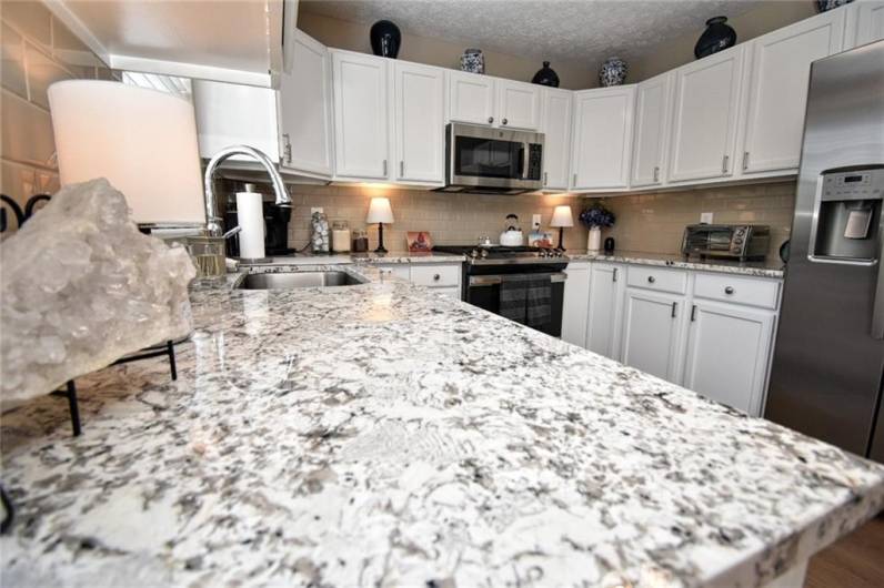 121 Sedeca Dr, Canonsburg, PA 15317, 3 Bedrooms Bedrooms, 8 Rooms Rooms,2 BathroomsBathrooms,Residential,For Sale,Sedeca Dr,1711221