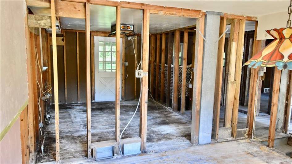 4342 Overhill St, Bethel Park, PA 15102, 3 Bedrooms Bedrooms, ,3 BathroomsBathrooms,Residential,For Sale,Overhill St,0,1711248