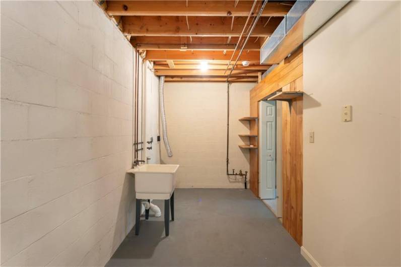 Nice size laundry area.