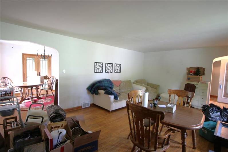 Nice Flowing Floor Plan