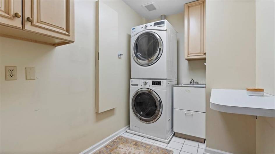 2nd floor laundry room