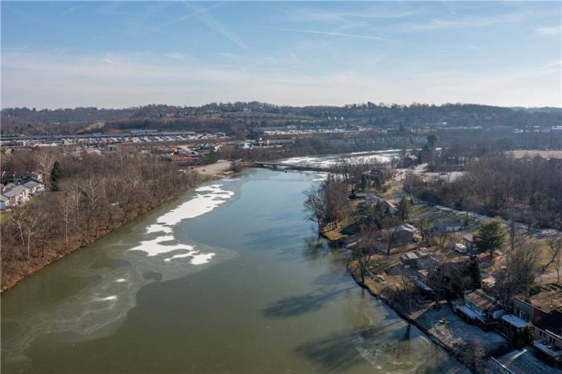 300 Lakeside Drive North, Canonsburg, PA 15317, 4 Bedrooms Bedrooms, 9 Rooms Rooms,3 BathroomsBathrooms,Residential,For Sale,Lakeside Drive North,1683572