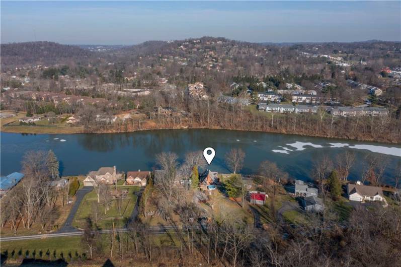 300 Lakeside Drive North, Canonsburg, PA 15317, 4 Bedrooms Bedrooms, 9 Rooms Rooms,3 BathroomsBathrooms,Residential,For Sale,Lakeside Drive North,1683572