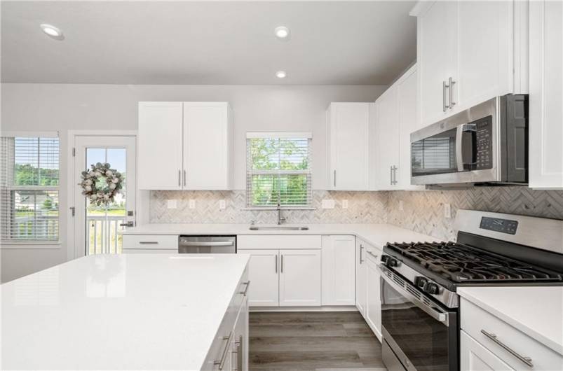 504 Nolan Circle, Cranberry Township, PA 16066, 3 Bedrooms Bedrooms, 9 Rooms Rooms,2.1 BathroomsBathrooms,Residential,For Sale,Nolan Circle,0,1710822