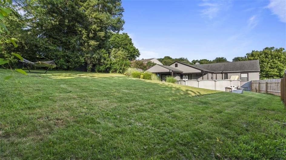 341 MCMURRAY RD, McMurray, PA 15317, 3 Bedrooms Bedrooms, 9 Rooms Rooms,3 BathroomsBathrooms,Residential,For Sale,MCMURRAY RD,0,1711205