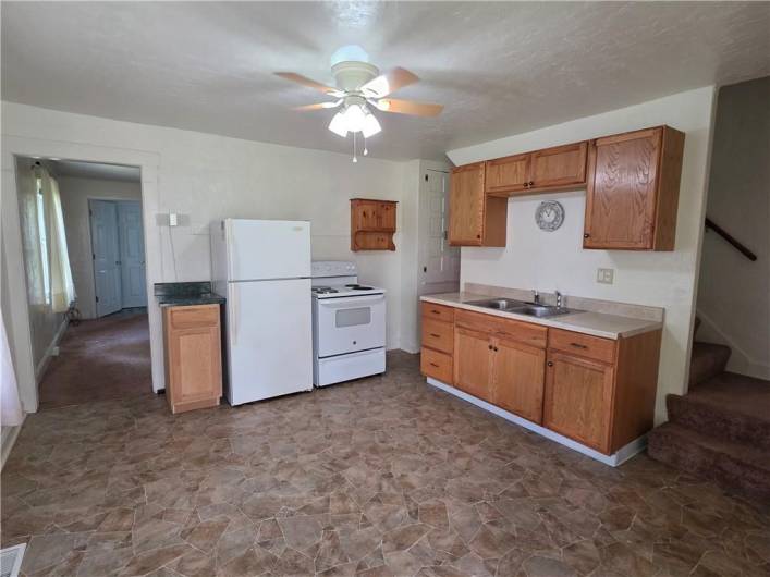 24 Birch Way, Canonsburg, PA 15317, 2 Bedrooms Bedrooms, ,2 BathroomsBathrooms,Lease,For Sale,Birch Way,1711483