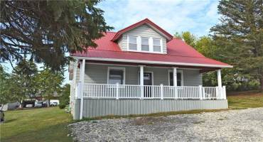 195 Boone Avenue, Strabane, PA 15363, 3 Bedrooms Bedrooms, ,1.1 BathroomsBathrooms,Lease,For Sale,Boone Avenue,1711520