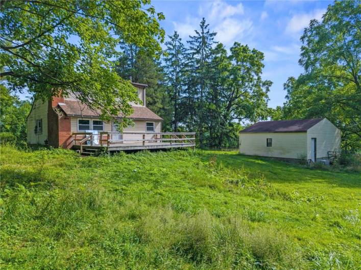32 Spring Hill Ln, New Castle, PA 16101, 3 Bedrooms Bedrooms, 8 Rooms Rooms,2 BathroomsBathrooms,Residential,For Sale,Spring Hill Ln,1711521