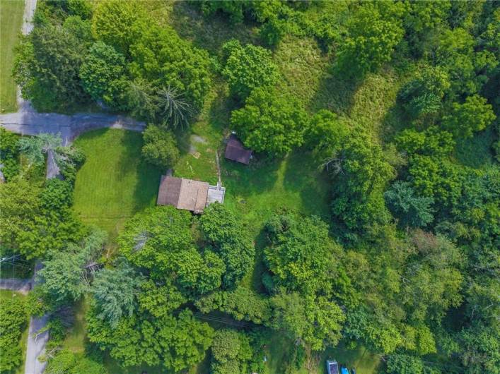 32 Spring Hill Ln, New Castle, PA 16101, 3 Bedrooms Bedrooms, 8 Rooms Rooms,2 BathroomsBathrooms,Residential,For Sale,Spring Hill Ln,1711521
