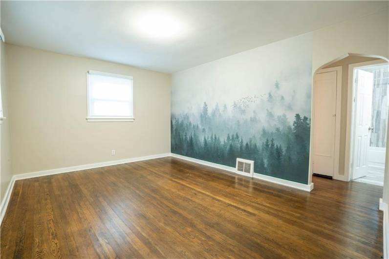 130 6th Ave, Pittsburgh, PA 15229, 3 Bedrooms Bedrooms, 7 Rooms Rooms,2 BathroomsBathrooms,Residential,For Sale,6th Ave,0,1711523