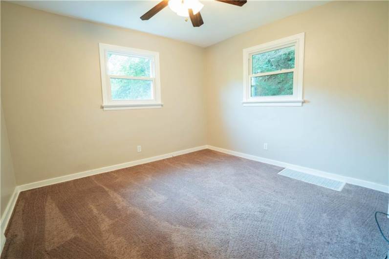 130 6th Ave, Pittsburgh, PA 15229, 3 Bedrooms Bedrooms, 7 Rooms Rooms,2 BathroomsBathrooms,Residential,For Sale,6th Ave,0,1711523