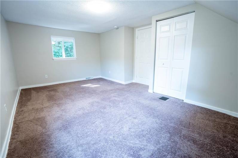 130 6th Ave, Pittsburgh, PA 15229, 3 Bedrooms Bedrooms, 7 Rooms Rooms,2 BathroomsBathrooms,Residential,For Sale,6th Ave,0,1711523