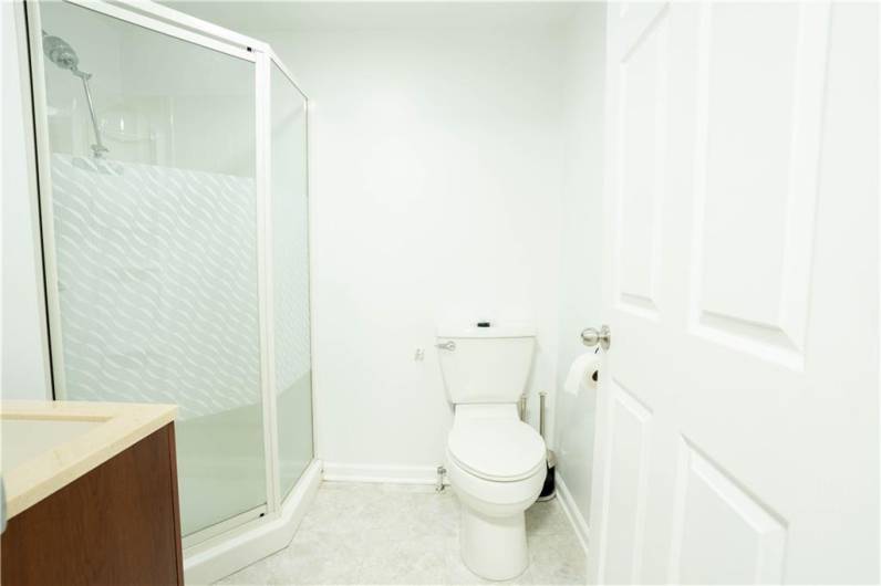 130 6th Ave, Pittsburgh, PA 15229, 3 Bedrooms Bedrooms, 7 Rooms Rooms,2 BathroomsBathrooms,Residential,For Sale,6th Ave,0,1711523