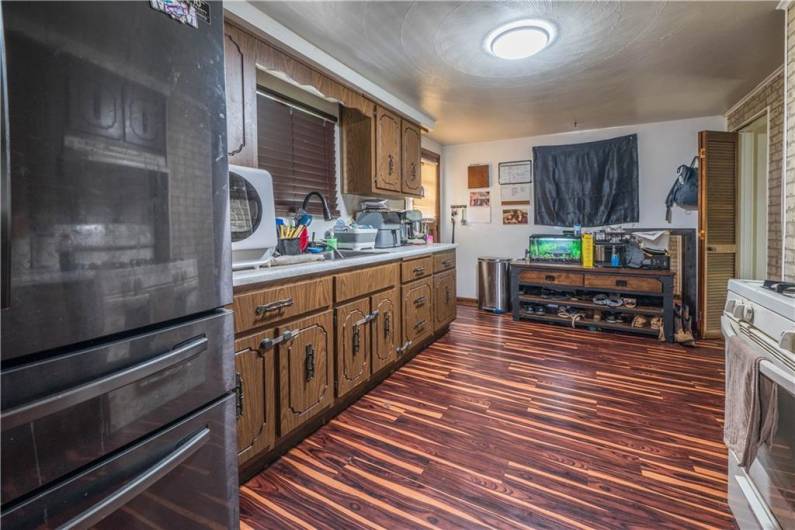 449 Carnegie Ave, Clairton, PA 15025, 3 Bedrooms Bedrooms, 6 Rooms Rooms,1.1 BathroomsBathrooms,Residential,For Sale,Carnegie Ave,0,1711526