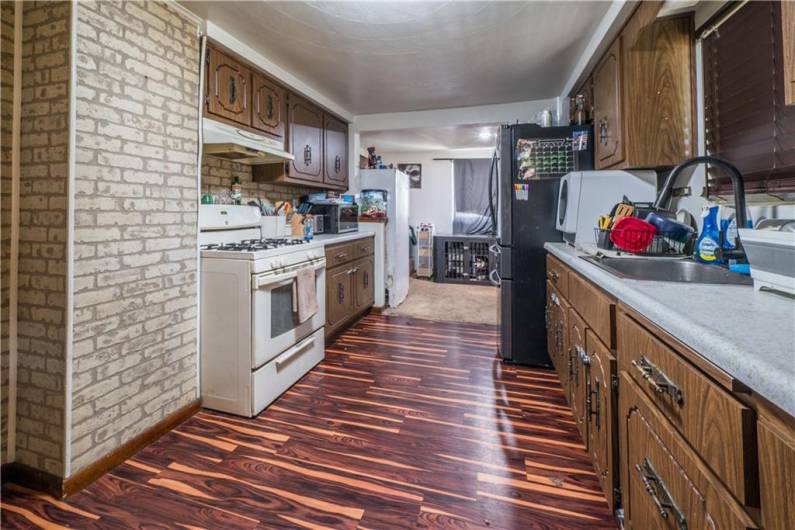 449 Carnegie Ave, Clairton, PA 15025, 3 Bedrooms Bedrooms, 6 Rooms Rooms,1.1 BathroomsBathrooms,Residential,For Sale,Carnegie Ave,0,1711526