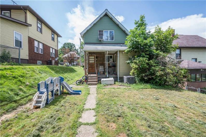 449 Carnegie Ave, Clairton, PA 15025, 3 Bedrooms Bedrooms, 6 Rooms Rooms,1.1 BathroomsBathrooms,Residential,For Sale,Carnegie Ave,0,1711526