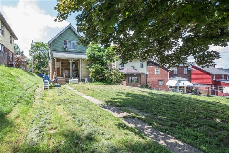 449 Carnegie Ave, Clairton, PA 15025, 3 Bedrooms Bedrooms, 6 Rooms Rooms,1.1 BathroomsBathrooms,Residential,For Sale,Carnegie Ave,0,1711526