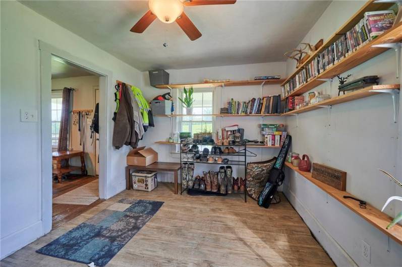 439 Fort Cherry Rd, Mc Donald, PA 15057, 3 Bedrooms Bedrooms, ,1 BathroomBathrooms,Residential,For Sale,Fort Cherry Rd,1711528
