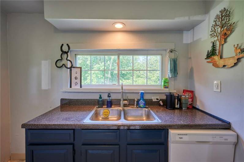439 Fort Cherry Rd, Mc Donald, PA 15057, 3 Bedrooms Bedrooms, ,1 BathroomBathrooms,Residential,For Sale,Fort Cherry Rd,1711528