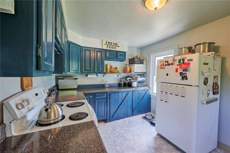 439 Fort Cherry Rd, Mc Donald, PA 15057, 3 Bedrooms Bedrooms, ,1 BathroomBathrooms,Residential,For Sale,Fort Cherry Rd,1711528