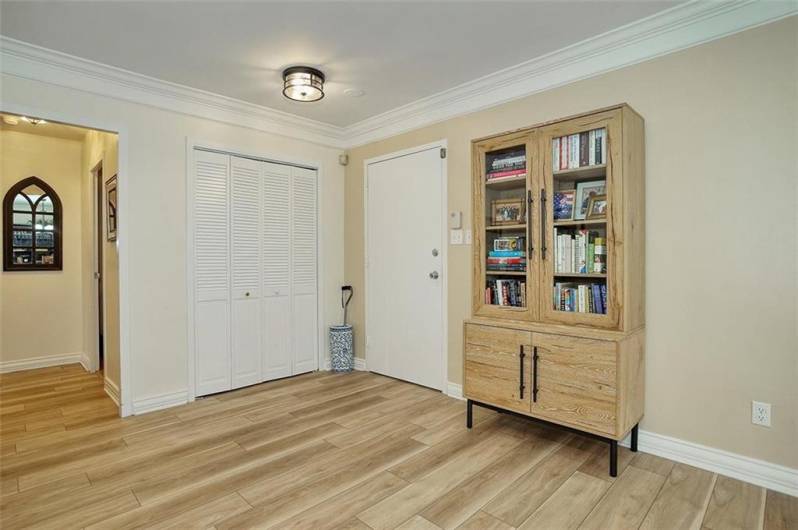 5100 5th Avenue, Pittsburgh, PA 15232, 2 Bedrooms Bedrooms, ,2 BathroomsBathrooms,Residential,For Sale,5th Avenue,1711533