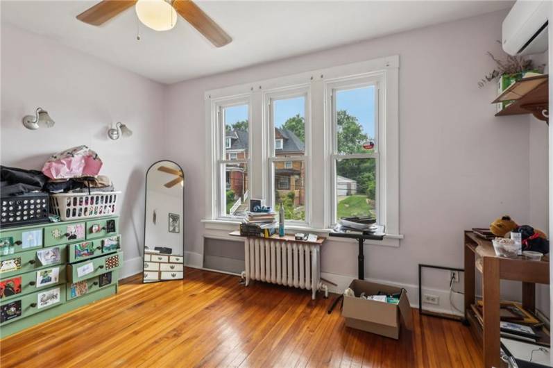 1052 Welfer St, Pittsburgh, PA 15217, 4 Bedrooms Bedrooms, ,2 BathroomsBathrooms,Residential,For Sale,Welfer St,1711563