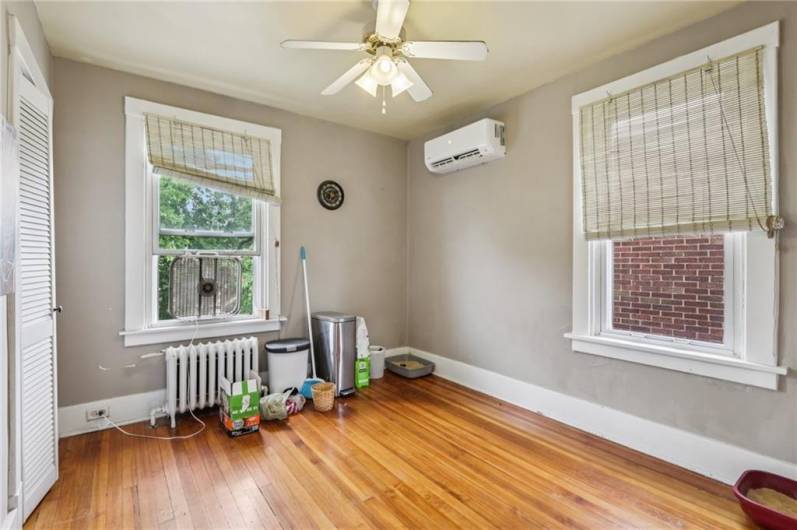 1052 Welfer St, Pittsburgh, PA 15217, 4 Bedrooms Bedrooms, ,2 BathroomsBathrooms,Residential,For Sale,Welfer St,1711563