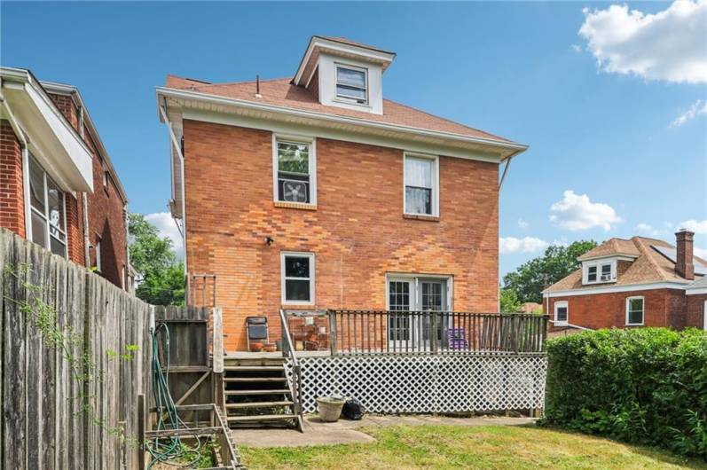 1052 Welfer St, Pittsburgh, PA 15217, 4 Bedrooms Bedrooms, ,2 BathroomsBathrooms,Residential,For Sale,Welfer St,1711563