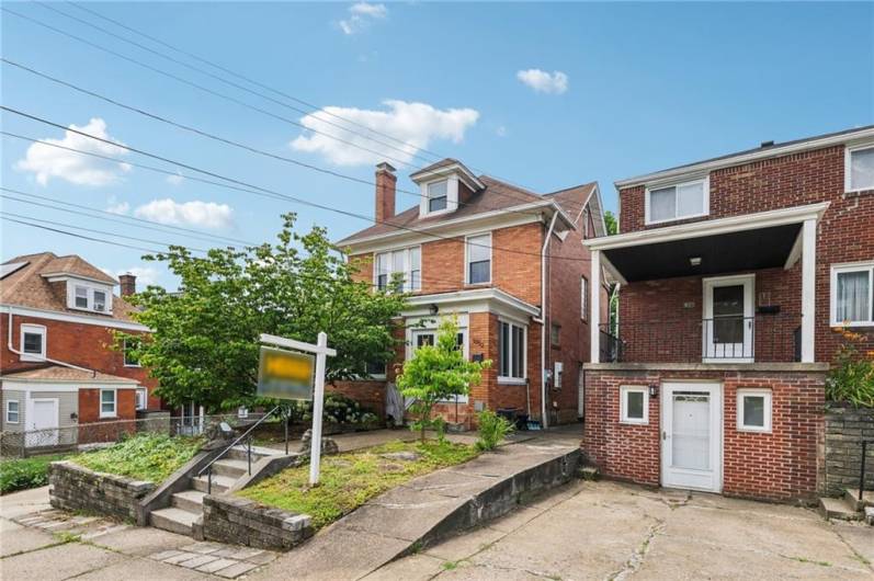 1052 Welfer St, Pittsburgh, PA 15217, 4 Bedrooms Bedrooms, ,2 BathroomsBathrooms,Residential,For Sale,Welfer St,1711563