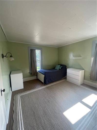 40 Lake St, Stoneboro, PA 16153, 5 Bedrooms Bedrooms, 12 Rooms Rooms,2 BathroomsBathrooms,Residential,For Sale,Lake St,1711568