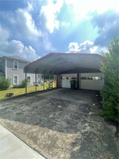 40 Lake St, Stoneboro, PA 16153, 5 Bedrooms Bedrooms, 12 Rooms Rooms,2 BathroomsBathrooms,Residential,For Sale,Lake St,1711568