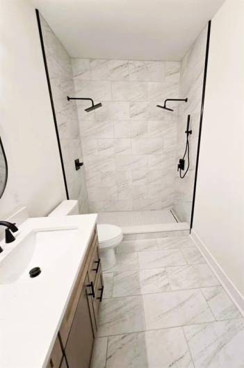 Master Bathroom - First Floor