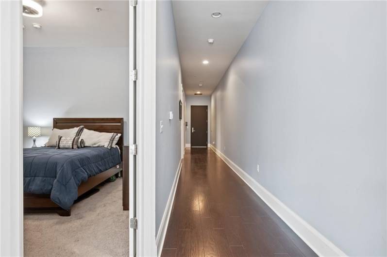 301 5th Ave, Pittsburgh, PA 15222, 2 Bedrooms Bedrooms, 7 Rooms Rooms,2 BathroomsBathrooms,Residential,For Sale,5th Ave,1711576