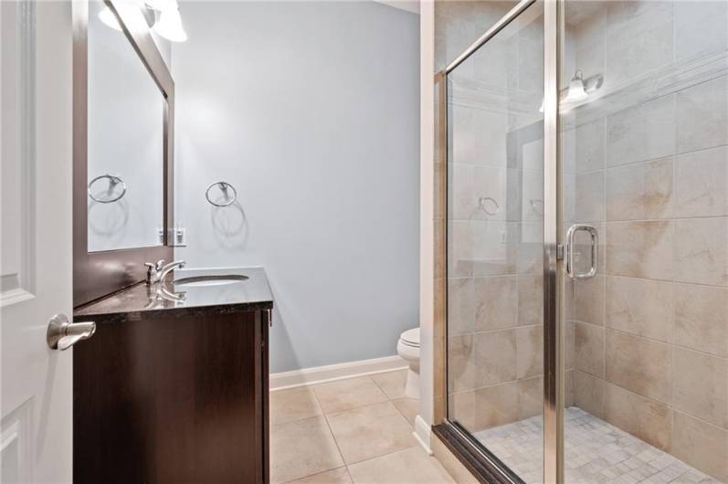 301 5th Ave, Pittsburgh, PA 15222, 2 Bedrooms Bedrooms, 7 Rooms Rooms,2 BathroomsBathrooms,Residential,For Sale,5th Ave,1711576