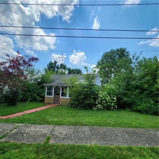 1602 National St, New Castle, PA 16101, 3 Bedrooms Bedrooms, 6 Rooms Rooms,1 BathroomBathrooms,Residential,For Sale,National St,1711577