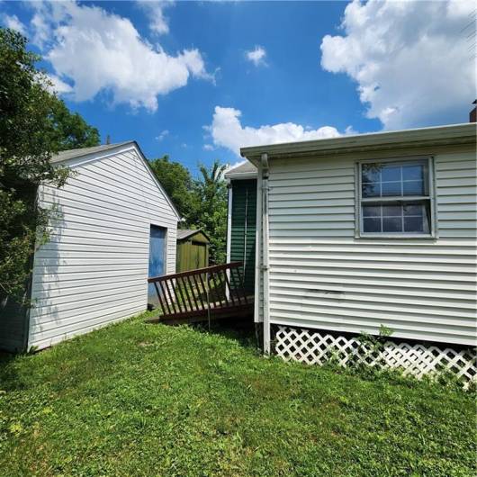 1602 National St, New Castle, PA 16101, 3 Bedrooms Bedrooms, 6 Rooms Rooms,1 BathroomBathrooms,Residential,For Sale,National St,1711577