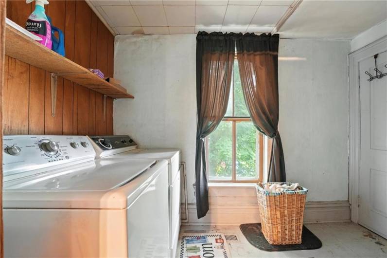 339 E Market St, Mercer, PA 16137, 3 Bedrooms Bedrooms, ,1.1 BathroomsBathrooms,Residential,For Sale,E Market St,1711578