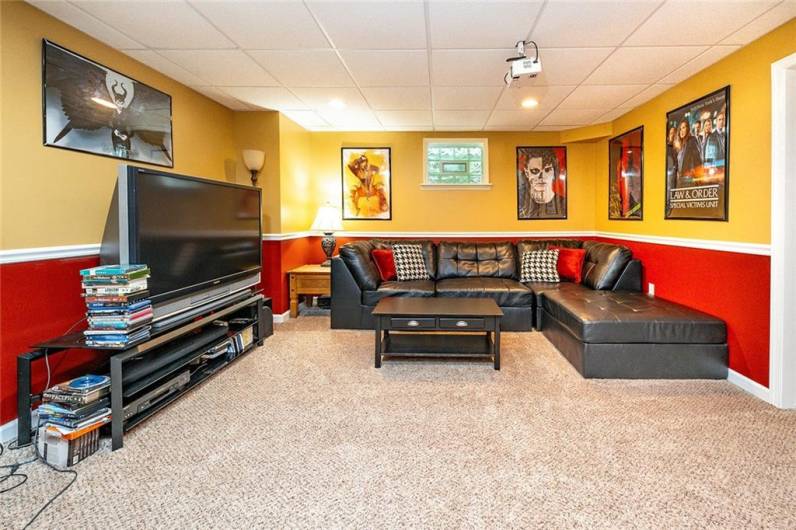 652 Cheyenne Trl, Mercer, PA 16137, 3 Bedrooms Bedrooms, ,2.1 BathroomsBathrooms,Residential,For Sale,Cheyenne Trl,0,1711604