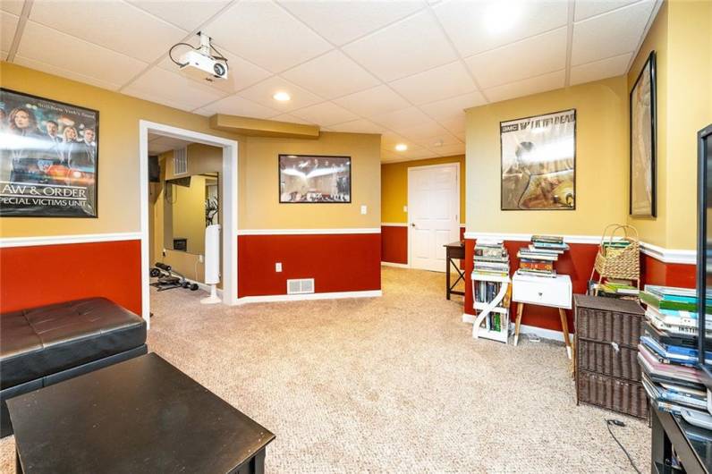 652 Cheyenne Trl, Mercer, PA 16137, 3 Bedrooms Bedrooms, ,2.1 BathroomsBathrooms,Residential,For Sale,Cheyenne Trl,0,1711604