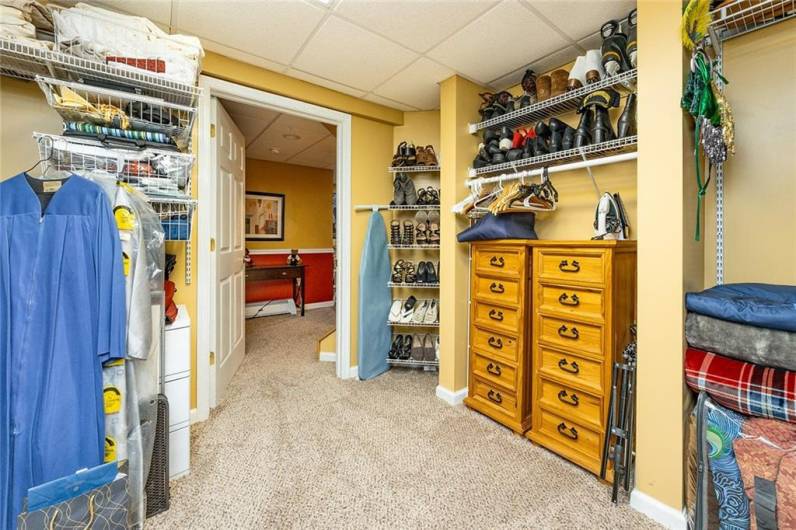 652 Cheyenne Trl, Mercer, PA 16137, 3 Bedrooms Bedrooms, ,2.1 BathroomsBathrooms,Residential,For Sale,Cheyenne Trl,0,1711604