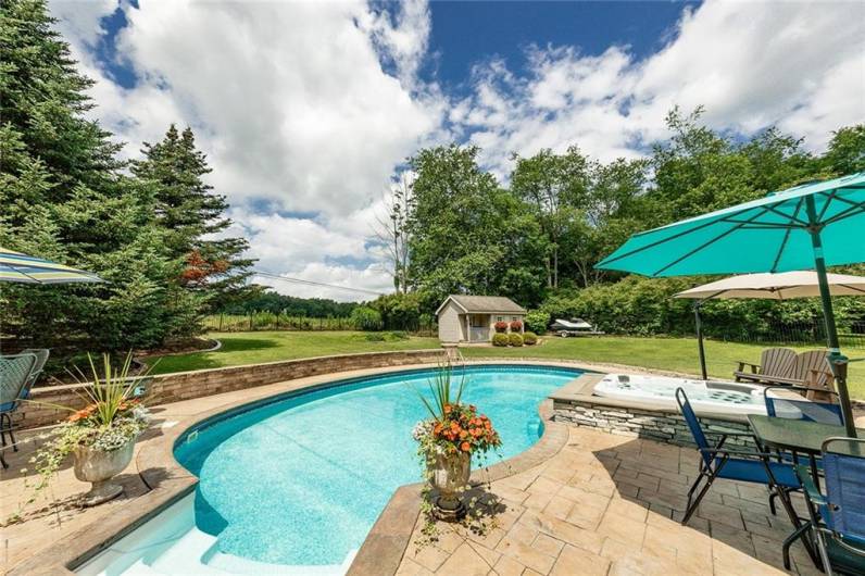652 Cheyenne Trl, Mercer, PA 16137, 3 Bedrooms Bedrooms, ,2.1 BathroomsBathrooms,Residential,For Sale,Cheyenne Trl,0,1711604